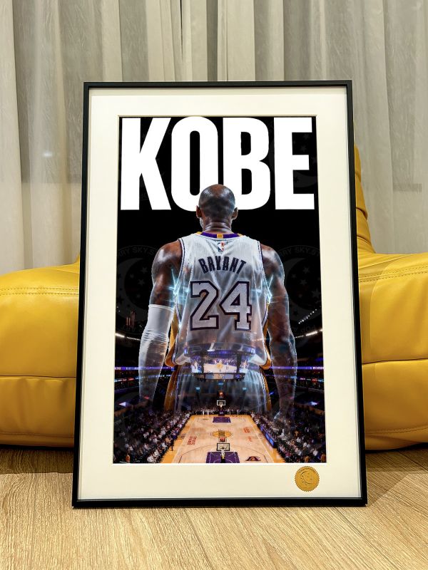 【海外代購】星空 《白金科比背影》kobe科比布萊恩黑曼巴NBA洛杉磯湖人隊動漫二次元裝飾畫 