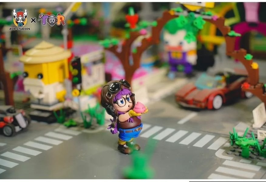 【海外代購】ZOR TOR WCF阿拉蕾系列002 捧著便便阿拉蕾 