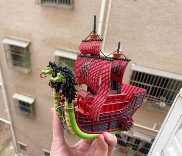 【海外代購】M4 全員船 系列第十九彈 女帝海賊船 九蛇海賊船 