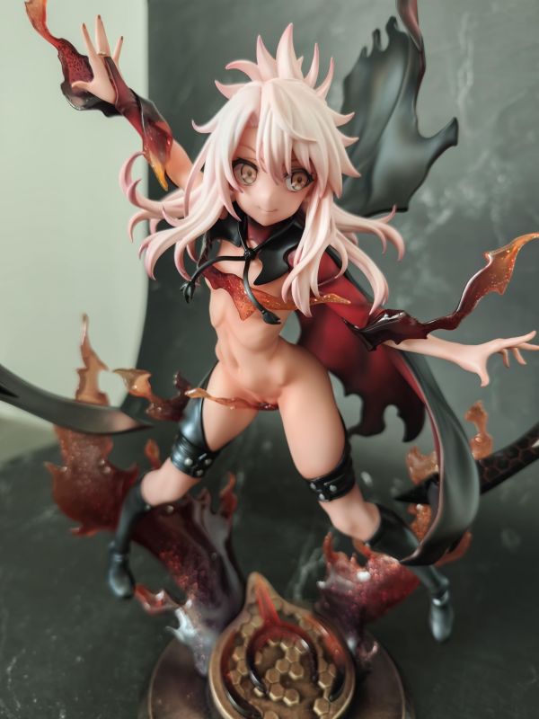 【R18-預定】ztr FATE 變身小黑 克洛伊 （熊貓社） 