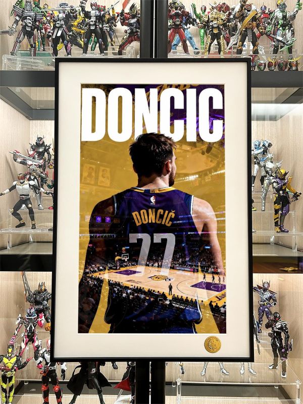 【海外代購】星空 《東契奇背影》盧卡東契奇NBA洛杉磯湖人隊Luka Dončić奇蹟男孩全明星裝飾畫 