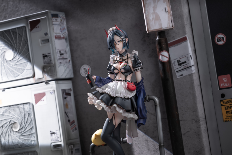 【預定】AniGame 碧藍航線 烏爾里希·馮·胡滕 Mädchen Trümmer Ver. 