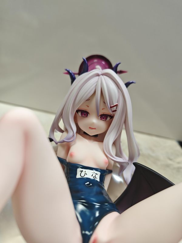 【R18-海外代購】ZTR 泳圈日奈（空崎日奈） 蔚藍檔案 