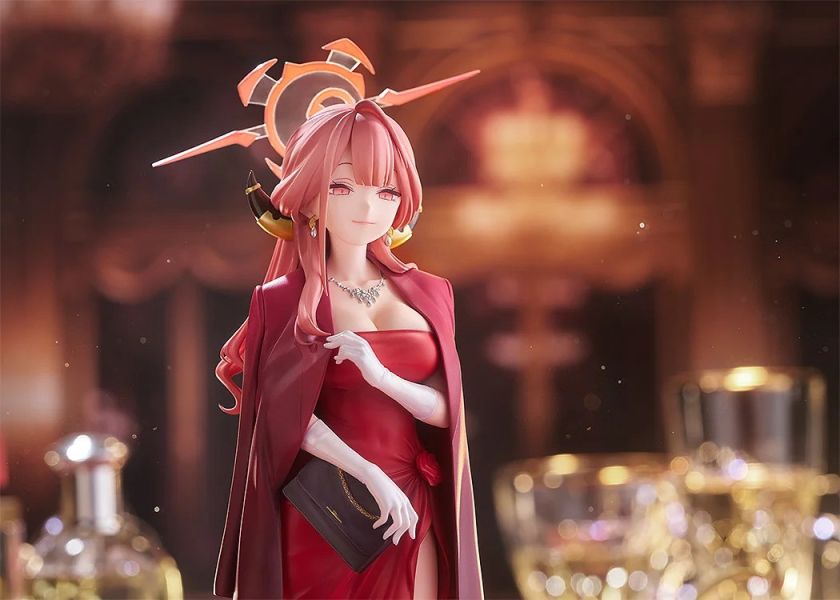 【預定】代理版 Good Smile Company GSC  蔚藍檔案 陸八魔 亞瑠 禮服 