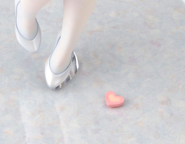 【PVC預定】ALTER 碧藍航線 惡毒 懶懶的白兔 1/6 再版 