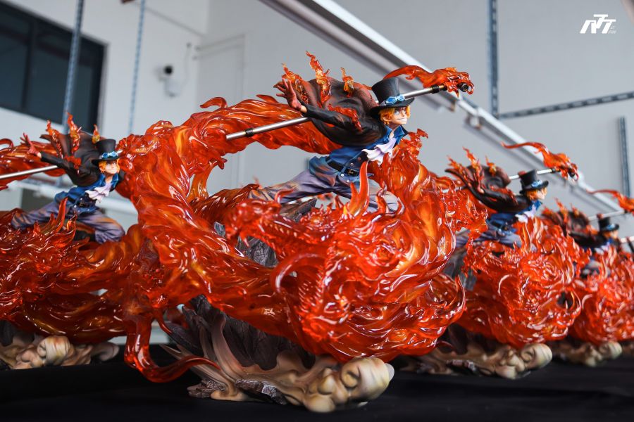 『海外代購』ATT 火焰君王 薩博 