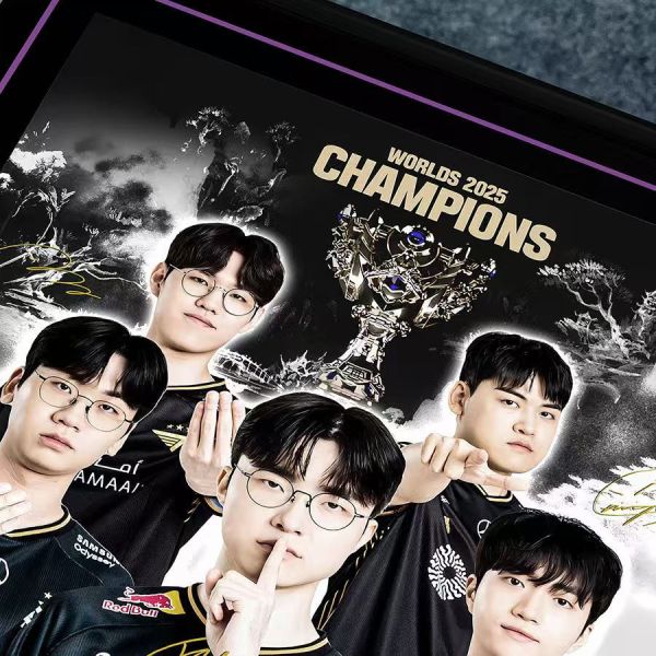 【海外代購】千鳥社 《T1戰隊—第六冠》2025英雄聯盟全球總決賽skt冠軍T1戰隊LCK史無前例faker大魔王三連冠成員簽名畫 