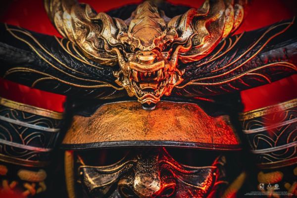 【海外代購】PureArts 《刺客信條：影》彌助1/1頭盔 