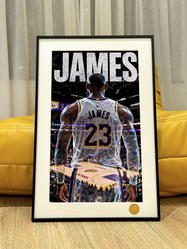【海外代購】星空 《詹姆斯背影》NBA小皇帝LeBron James科比喬丹庫裡洛杉磯湖人隊裝飾畫 