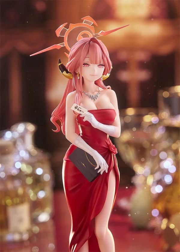 【預定】代理版 Good Smile Company GSC  蔚藍檔案 陸八魔 亞瑠 禮服 
