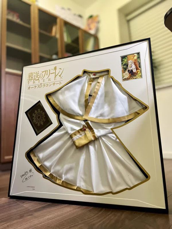 【海外代購】千鳥社 芙莉蓮魔法袍 Frieren 衣服收藏 裱框畫 