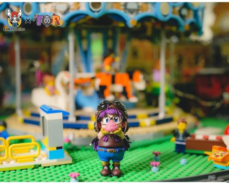 【海外代購】ZOR TOR WCF阿拉蕾系列002 捧著便便阿拉蕾 