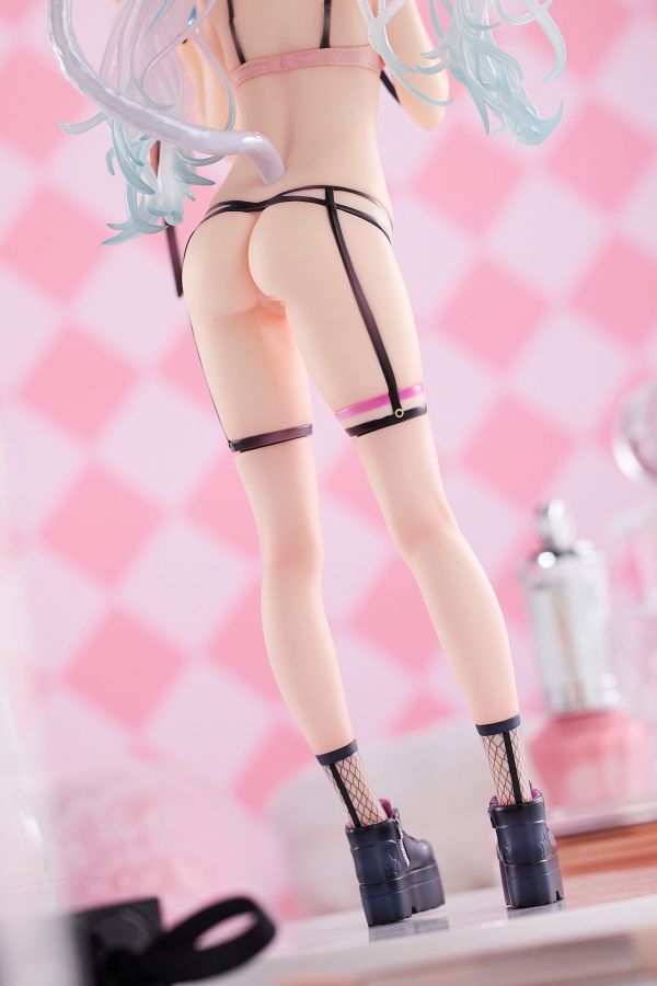 【R18-預定】Pink Charm リンユウ 原畫 莉優醬 1/6 附特典 