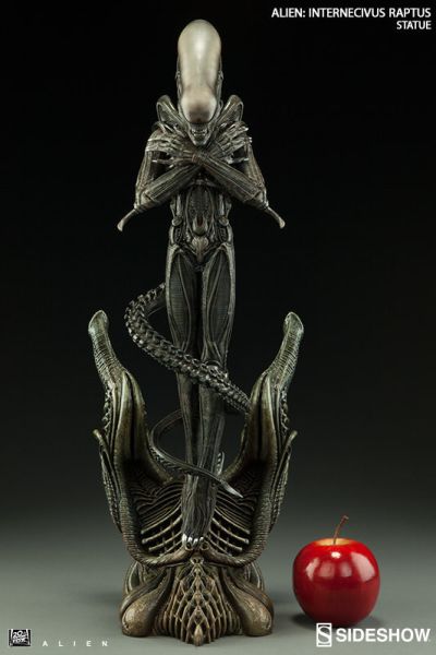 【海外代購】Sideshow 200464 異形 抱抱異形 普羅米修斯 Alien 全身 