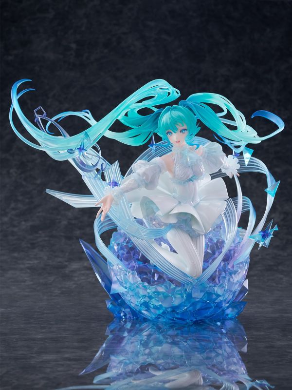 【預定】CyberZ SSF 初音未來 Crystal Dress Ver. 