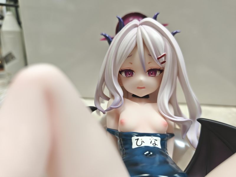 【R18-海外代購】ZTR 泳圈日奈（空崎日奈） 蔚藍檔案 
