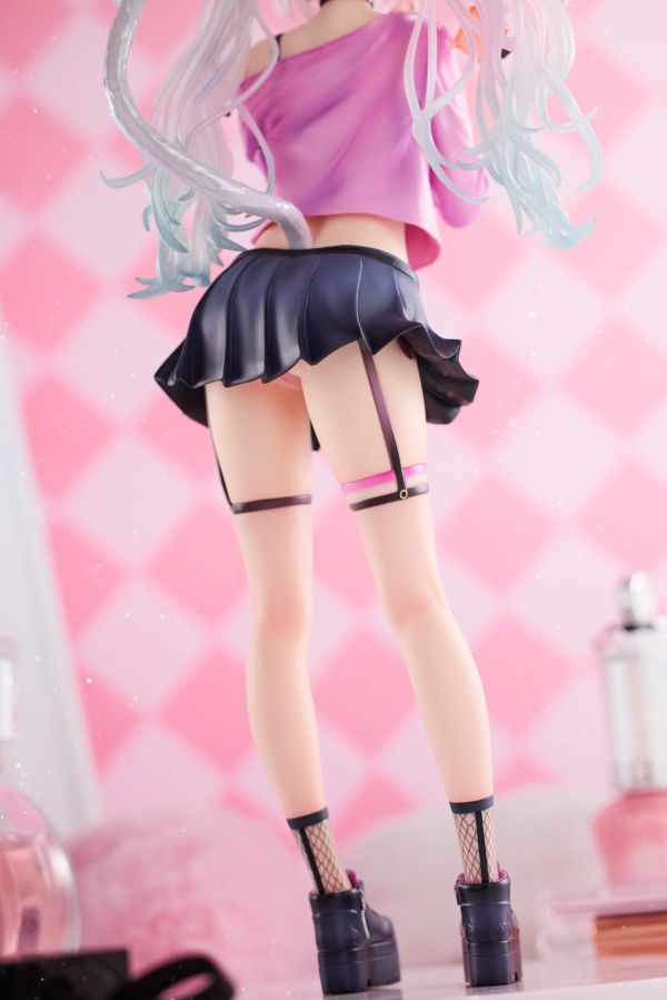 【R18-預定】Pink Charm リンユウ 原畫 莉優醬 1/6 附特典 