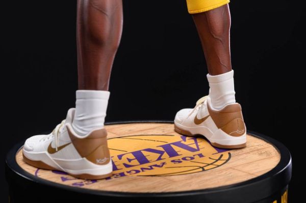 【海外代購】潮社 Kobe Bryant 