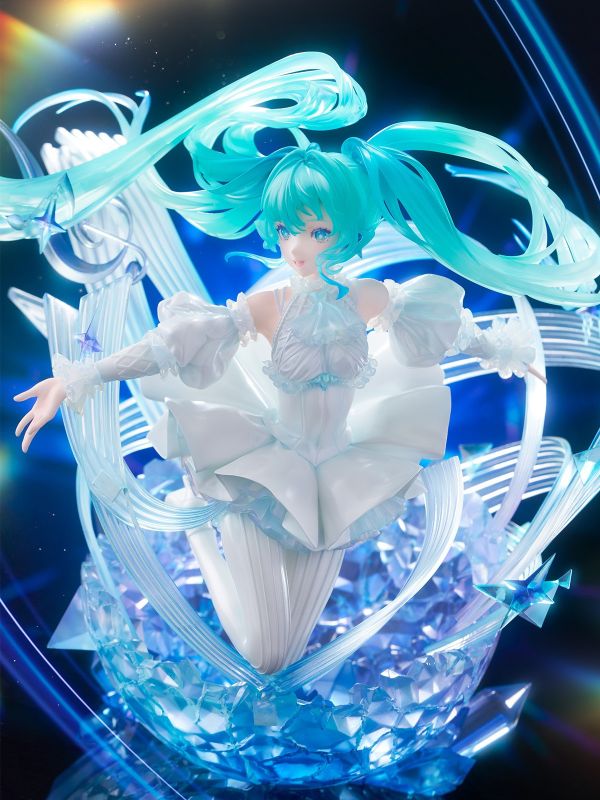 【預定】CyberZ SSF 初音未來 Crystal Dress Ver. 