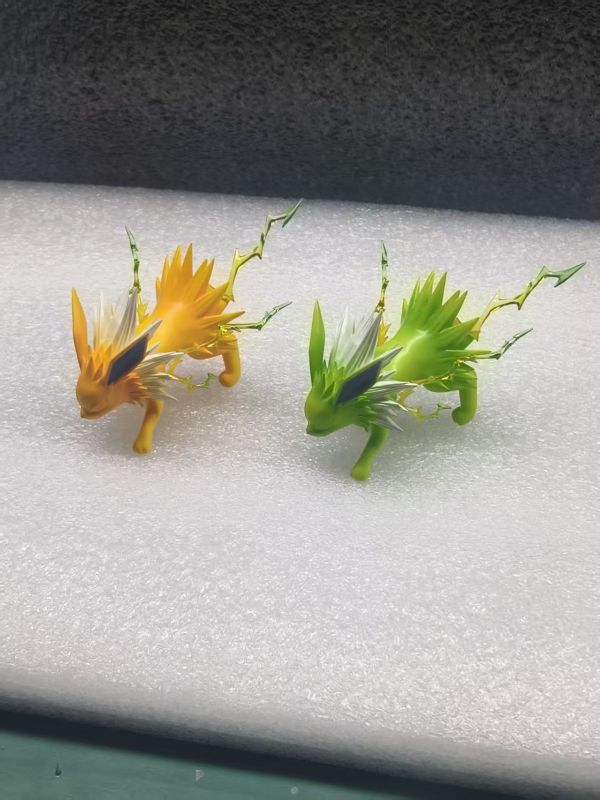 【預定】ZR 雷伊布 