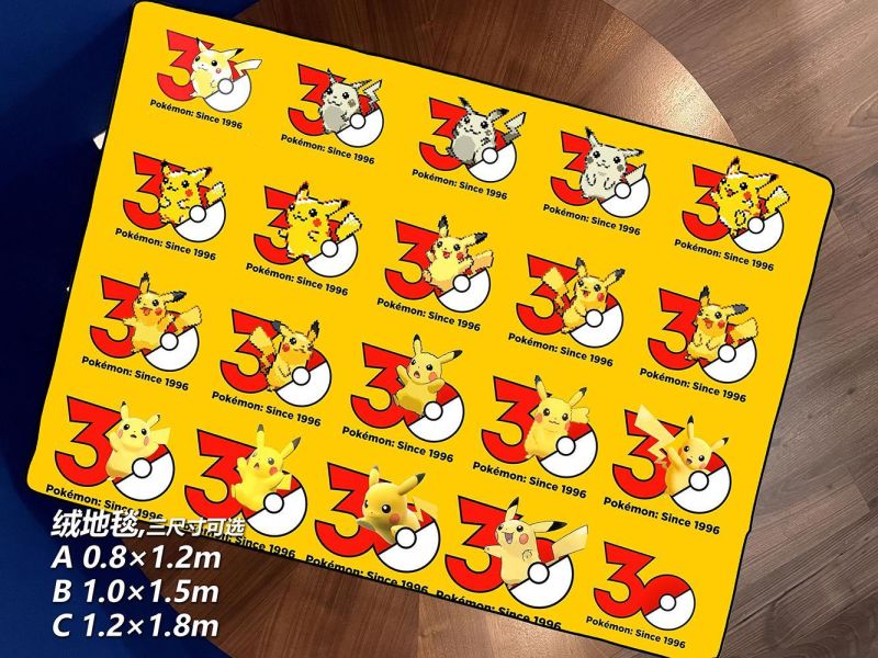 【海外代購】千鳥社 《寶可夢30週年》皮卡丘精靈球午睡毯地毯裝飾畫 午睡毯 地毯 