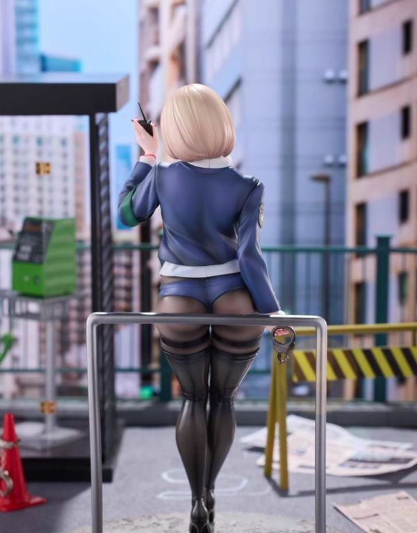 【海外代購】HOBBY SAKULA 不良警察 CheLA77 