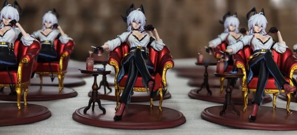 【海外代購】ANE 白髮禦姐 贊妮 