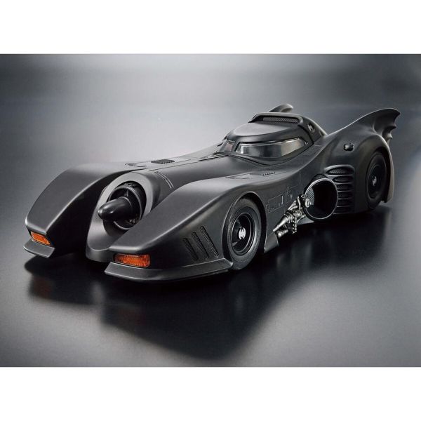 【鋼普拉】現貨 BANDAI BATMAN 蝙蝠俠 1/35 BATMOBILE 蝙蝠車 1989 Ver. 【鋼普拉】現貨 BANDAI BATMAN 蝙蝠俠 1/35 BATMOBILE 蝙蝠車 1989 Ver.
