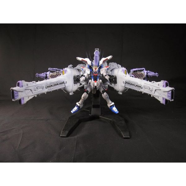 【鋼普拉】BANDAI 鋼彈SEED HG 1/144 METEOR UNIT 流星裝備 流星號 飛行裝備 + 自由鋼彈 【鋼普拉】BANDAI 鋼彈SEED HG 1/144 METEOR UNIT 流星裝備 流星號 飛行裝備 + 自由鋼彈