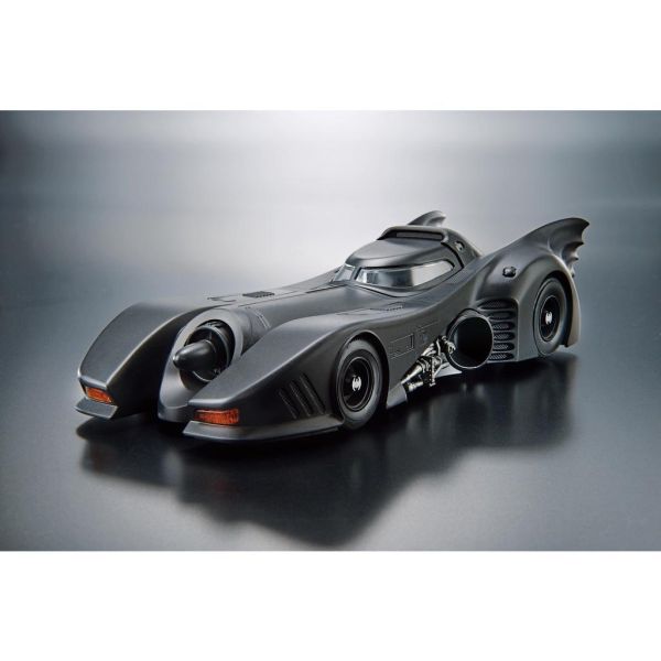 【鋼普拉】現貨 BANDAI BATMAN 蝙蝠俠 1/35 BATMOBILE 蝙蝠車 1989 Ver. 【鋼普拉】現貨 BANDAI BATMAN 蝙蝠俠 1/35 BATMOBILE 蝙蝠車 1989 Ver.
