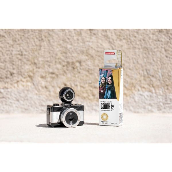 【eYe攝影】現貨 Lomography Color ’92 ISO 400 110 彩色負片 24張 復古相機 底片 【eYe攝影】現貨 Lomography Color ’92 ISO 400 110 彩色負片 24張 復古相機 底片