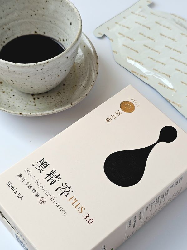 [配方新升級!!] 黑精淬 PLUS 3.0（黑豆精華飲 50毫升*5包/盒）---新品優惠別錯過 :D CHERIE Black Soybean Essence PLUS 3.0
田心里 黑精淬PLUS 3.0