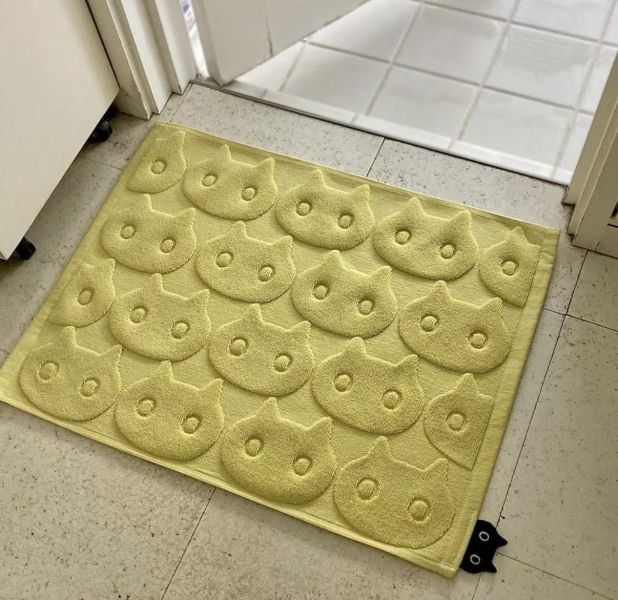 senko atsuko 滿版貓咪立體織紋浴室地墊 