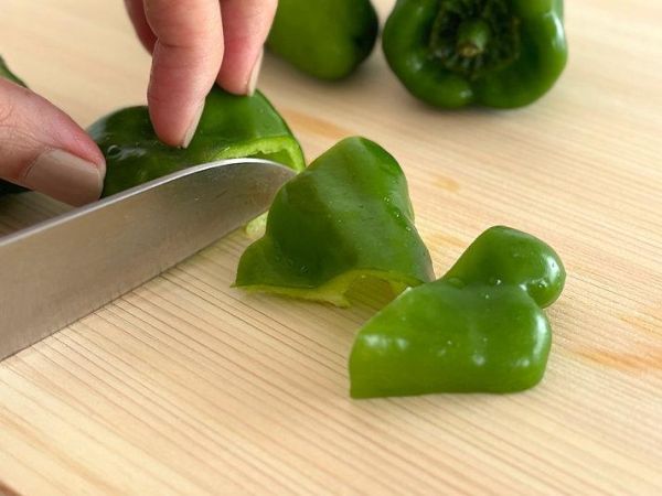 63 東濃檜木正方形砧板 