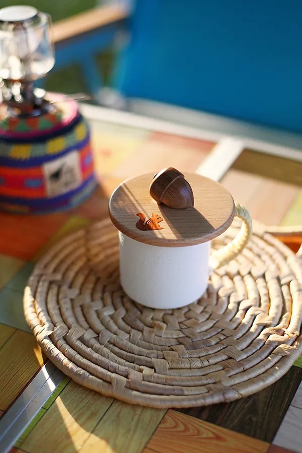 YUMEKOUBOU 松鼠 橡果立體造型木杯蓋 