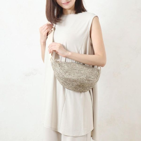 aristella 草編織半月單肩包 