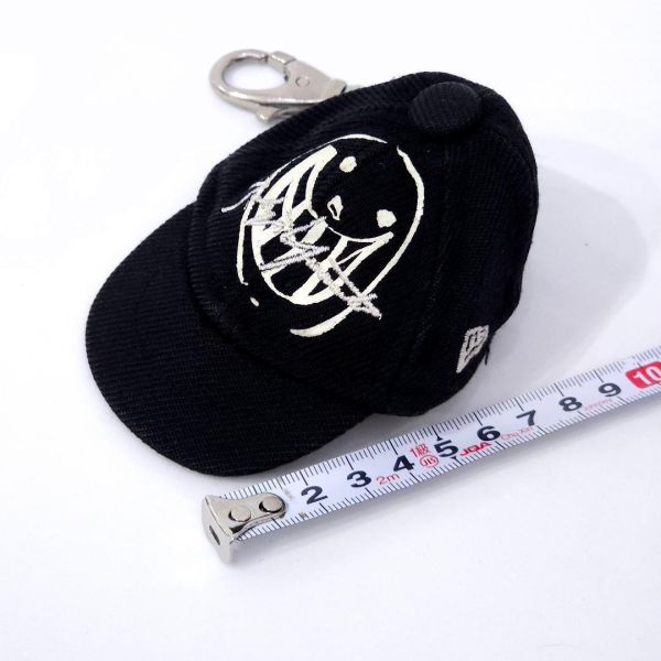 NewErax山本耀司棒球帽造型吊飾 