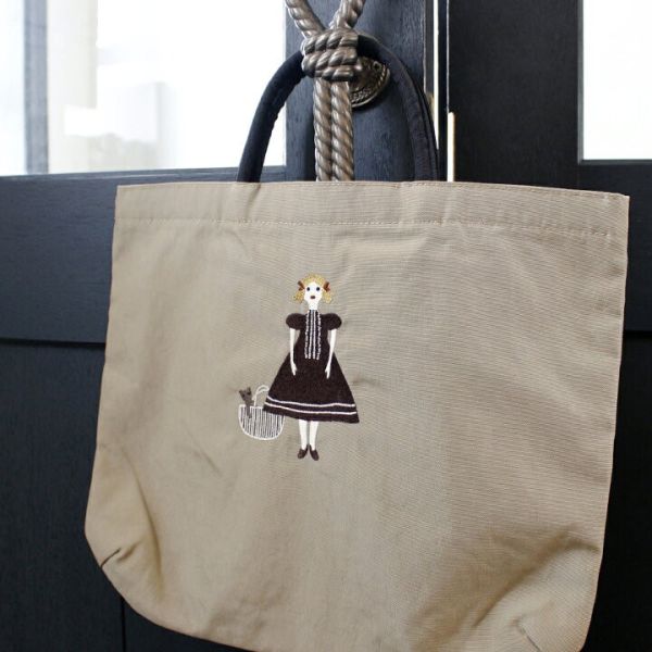 atsuko matano刺繡船型手提袋(三款) 