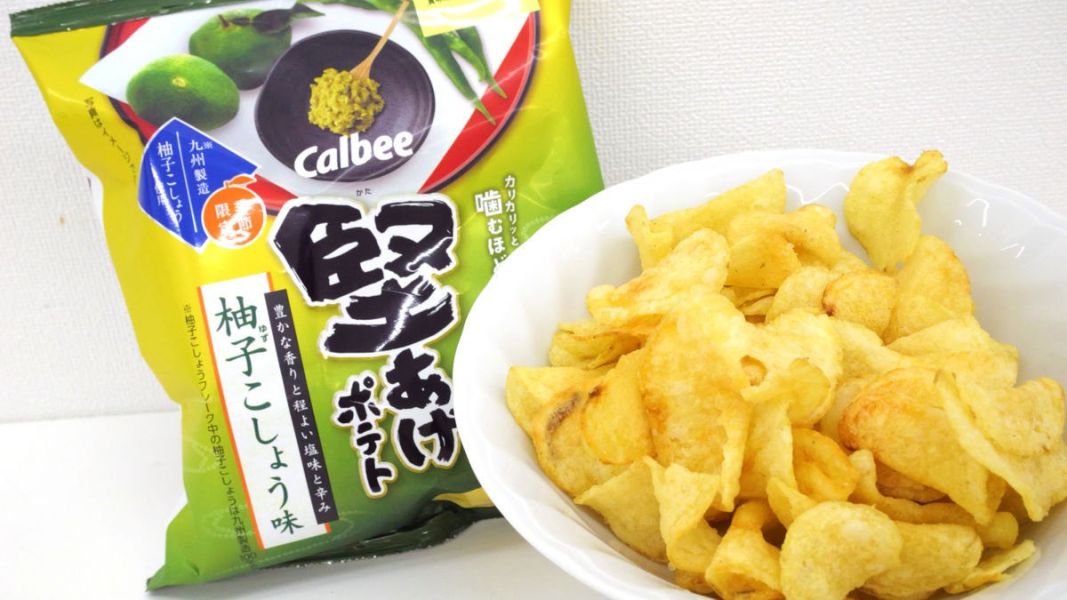 **預購**  Calbee期間限定 堅脆洋芋片(柚子胡椒) 