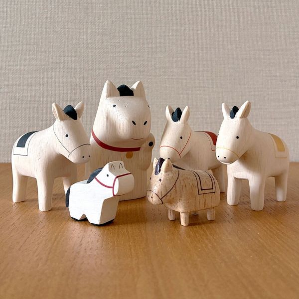 T-Lab 2026馬年天然木雕擺設附盒 