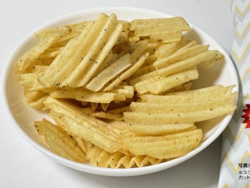 **預購** Calbee 4倍厚切黑椒鹽味波浪洋芋片 