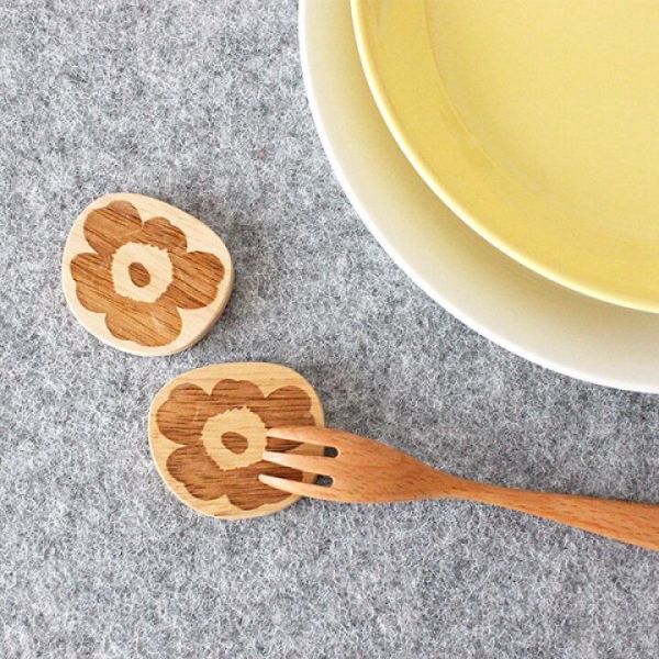 Marimekko 罌粟花木製筷架2入 