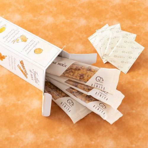 **預購** BEKIYA 松鼠焦糖醬核桃派四入 