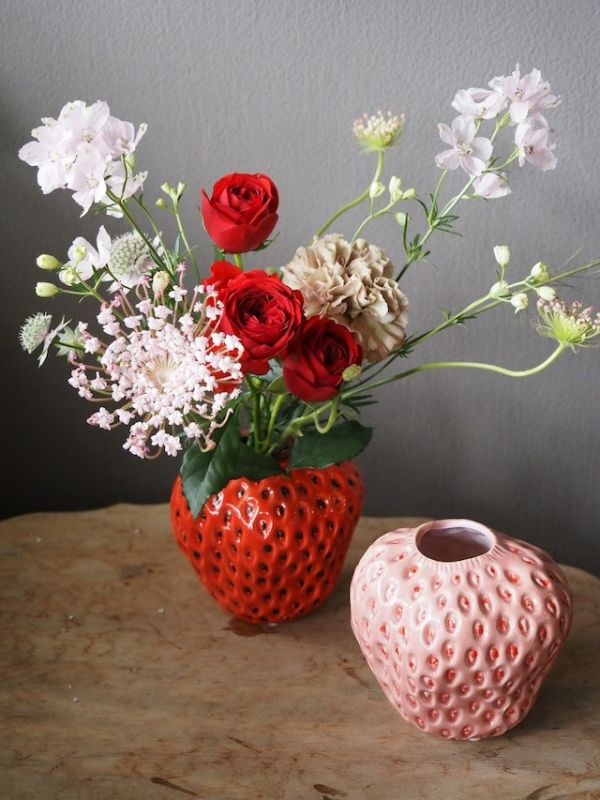ALL GOOD FLOWERS 草莓造型陶瓷花瓶 