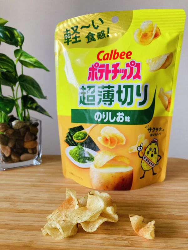 **預購** Calbee 超薄切洋芋片(海苔鹽味) 