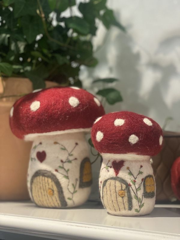 EnGry&Sif手工羊毛氈蘑菇屋 