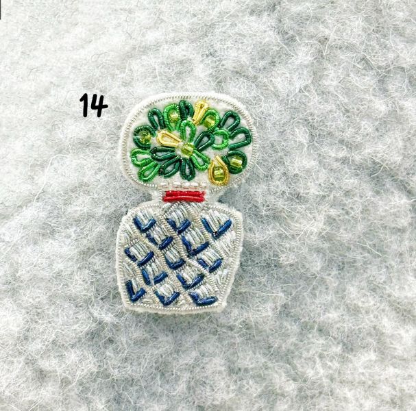 deux ZARI刺繡別針 