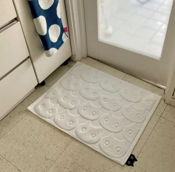 senko atsuko 滿版貓咪立體織紋浴室地墊 