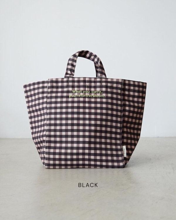 beej bloom刺繡格紋綿布手提袋 