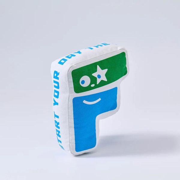 FAMIMA 復刻Logo復刻抱枕 